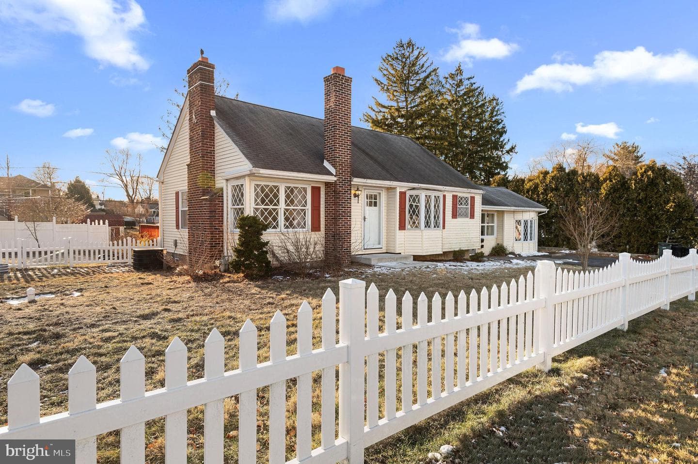 20 W Myrtle Avenue photo 2