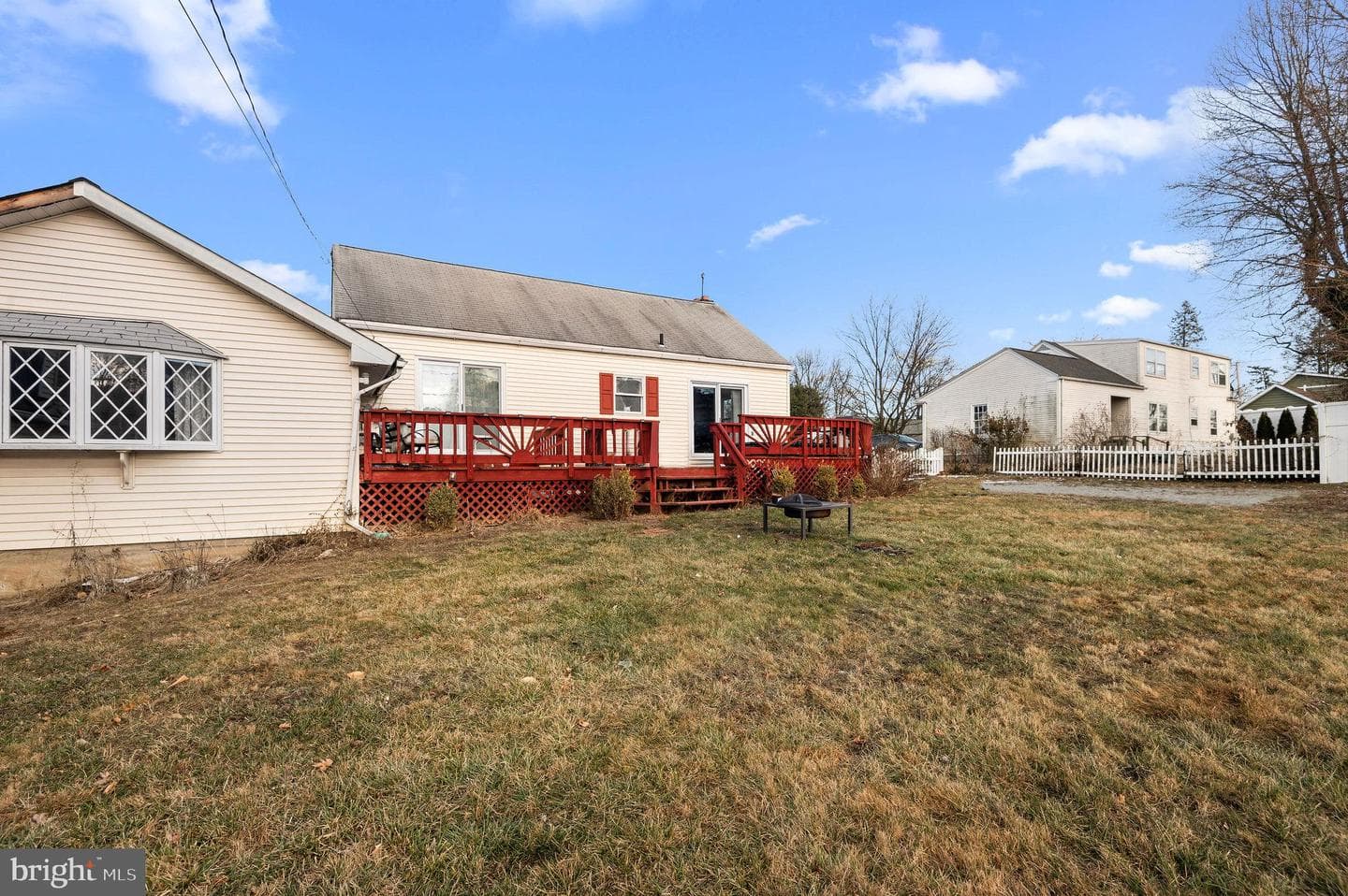 20 W Myrtle Avenue photo 31