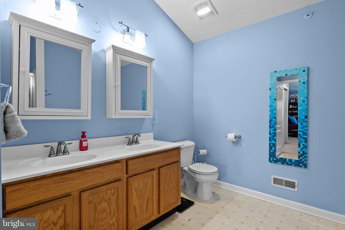 4635 Old Oak Road photo 24