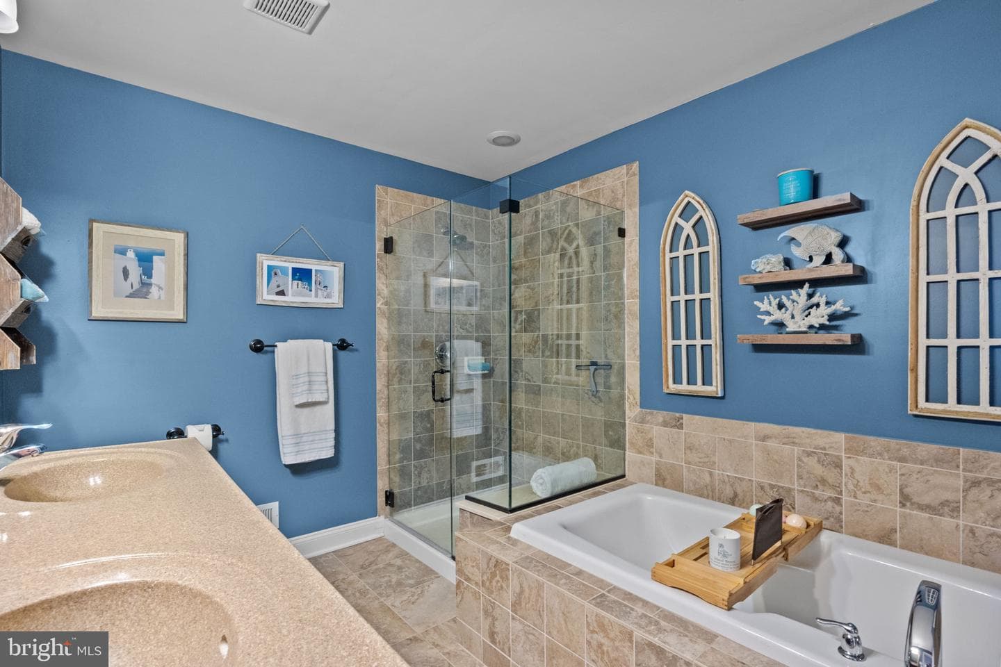 2416 Heritage Center Drive photo 24