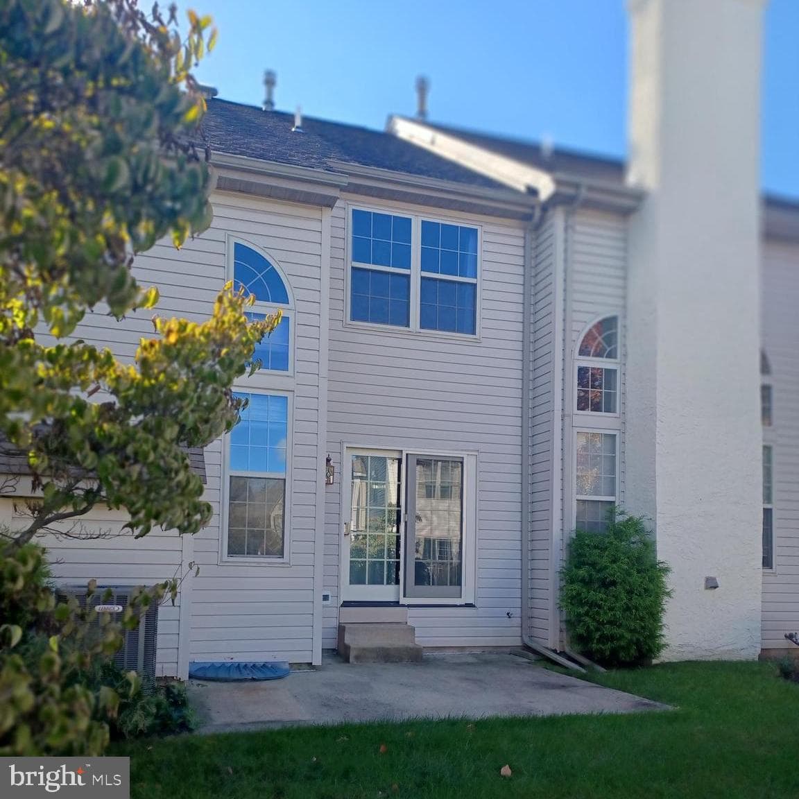 5132 Sugar Hill Court photo 2