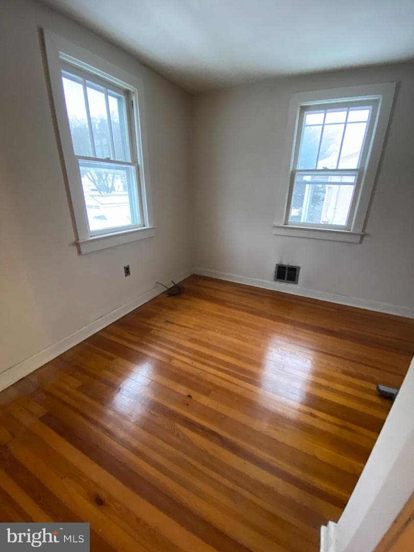 202 Catherine Street photo 24