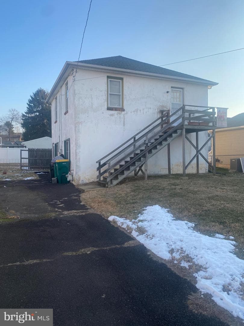 202 Catherine Street photo 33