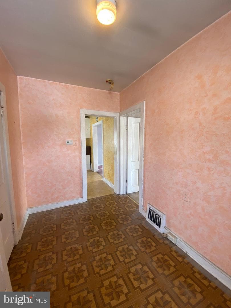 202 Catherine Street photo 37