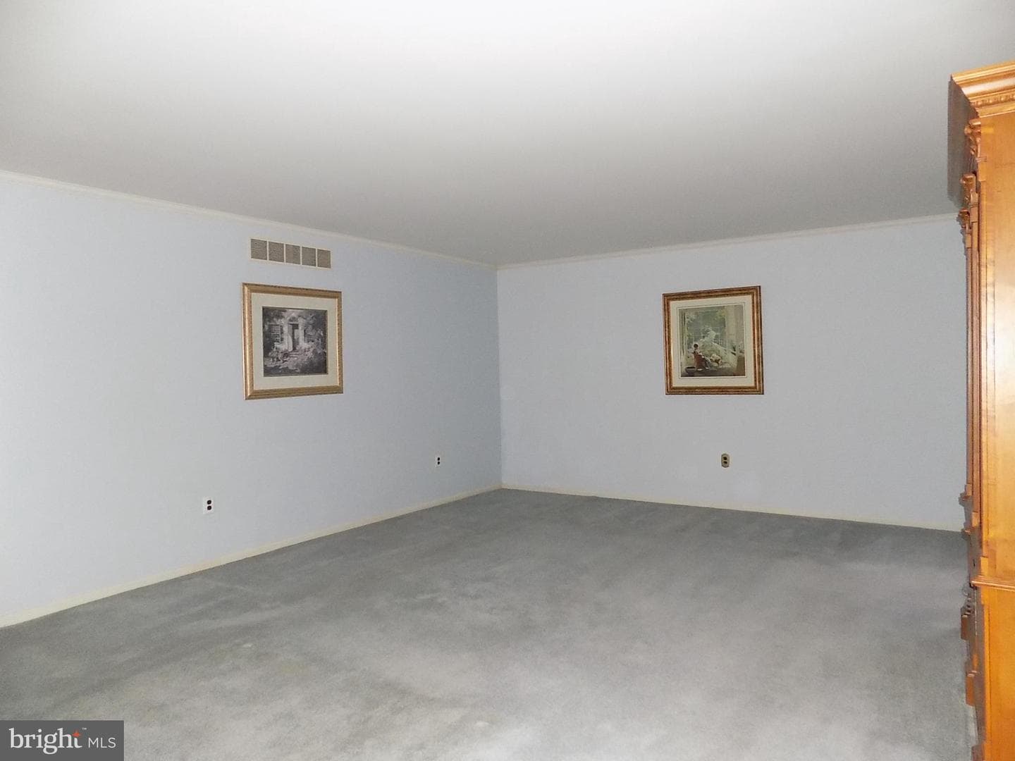 1371 Heller Drive photo 7