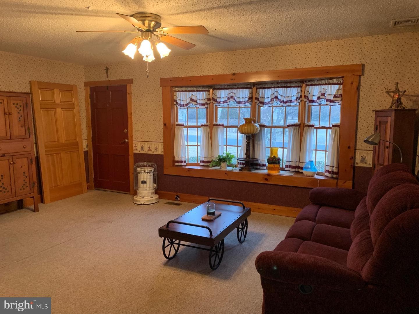 3334 Grandview Avenue photo 4
