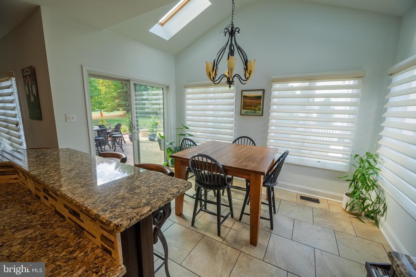 2387 Magnolia Way photo 18