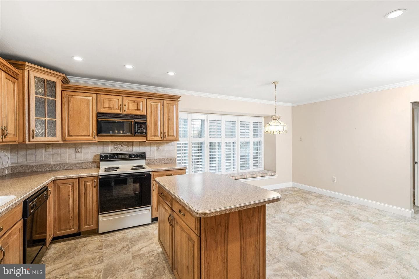 106 Crestwood Road photo 16
