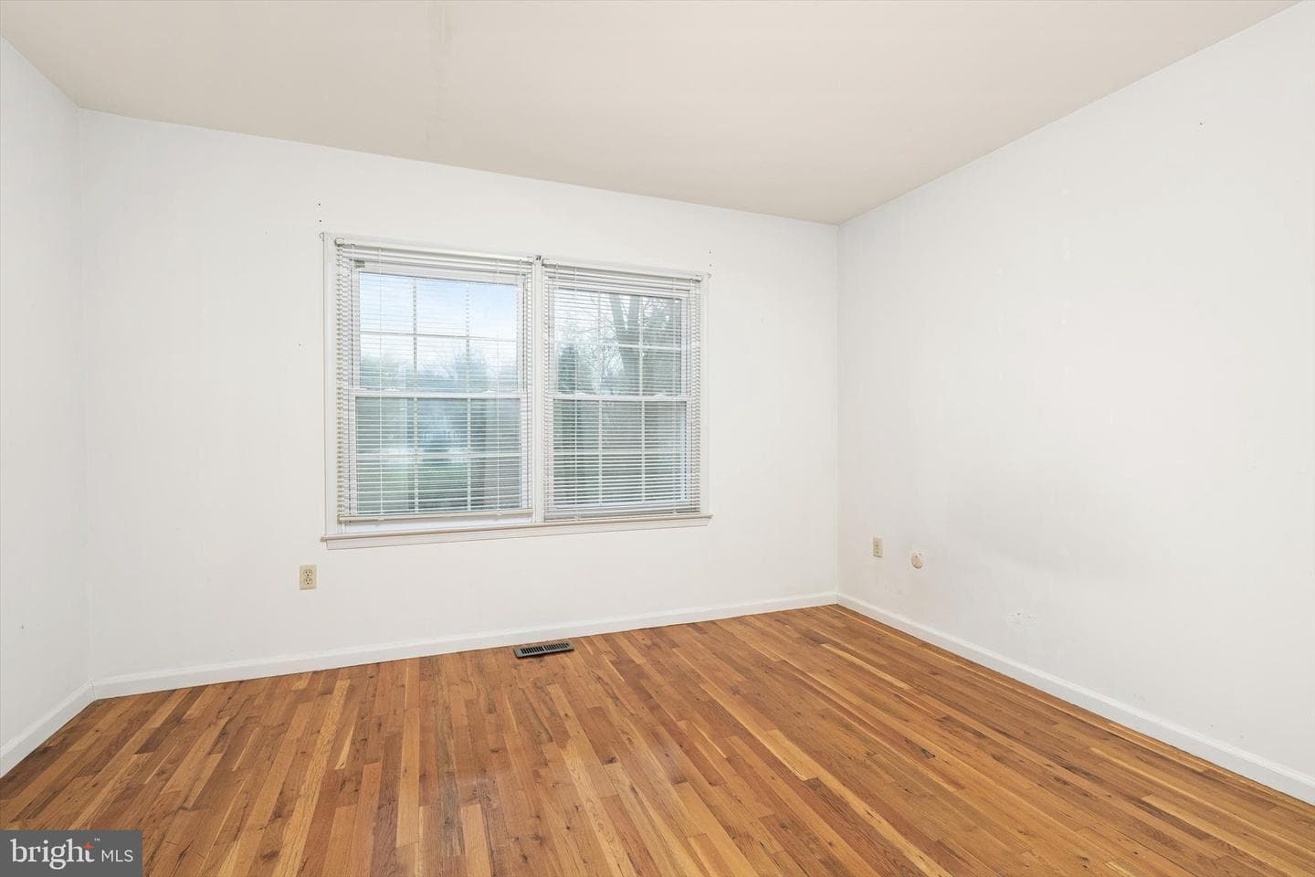 106 Crestwood Road photo 23