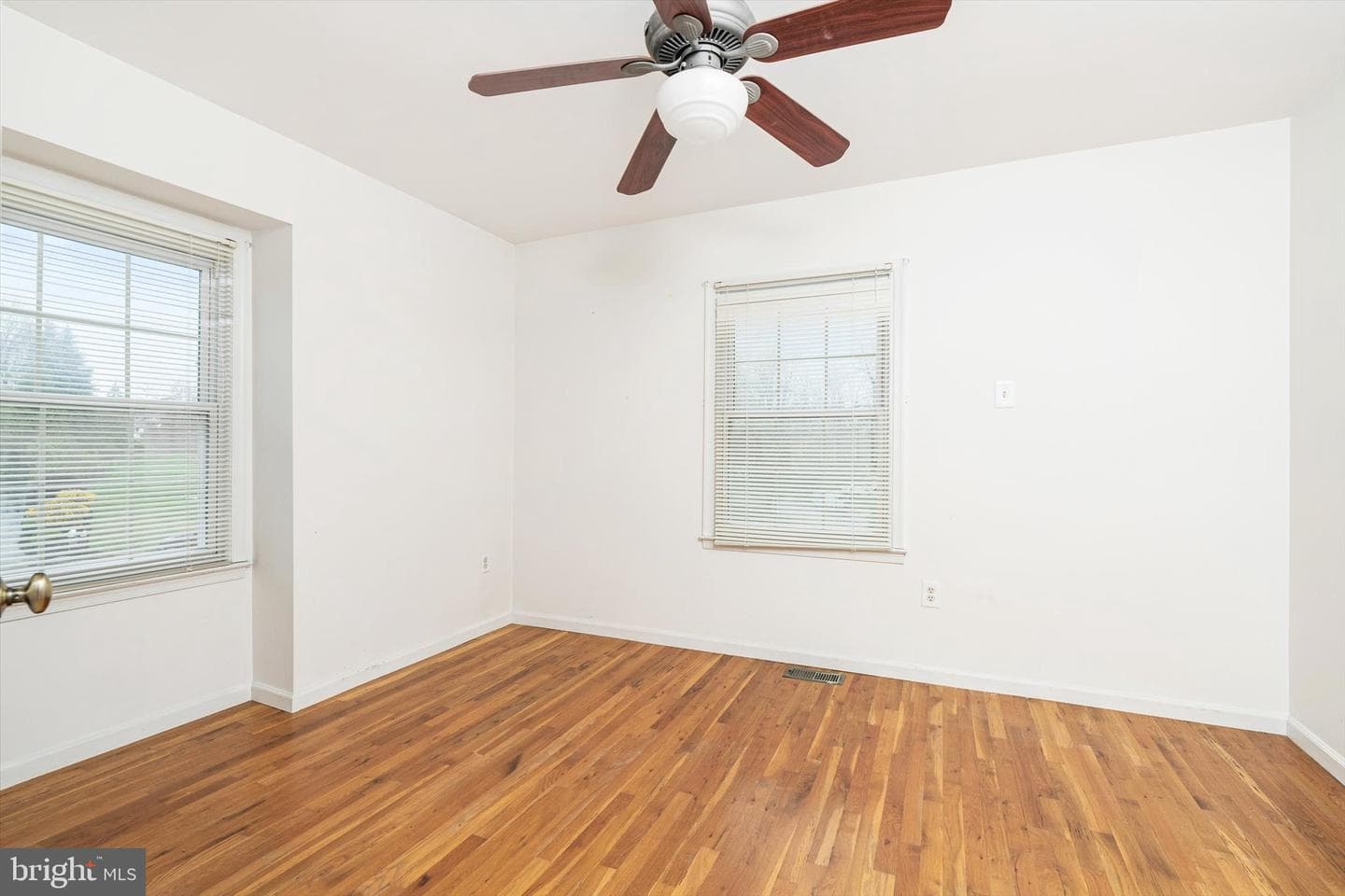 106 Crestwood Road photo 26