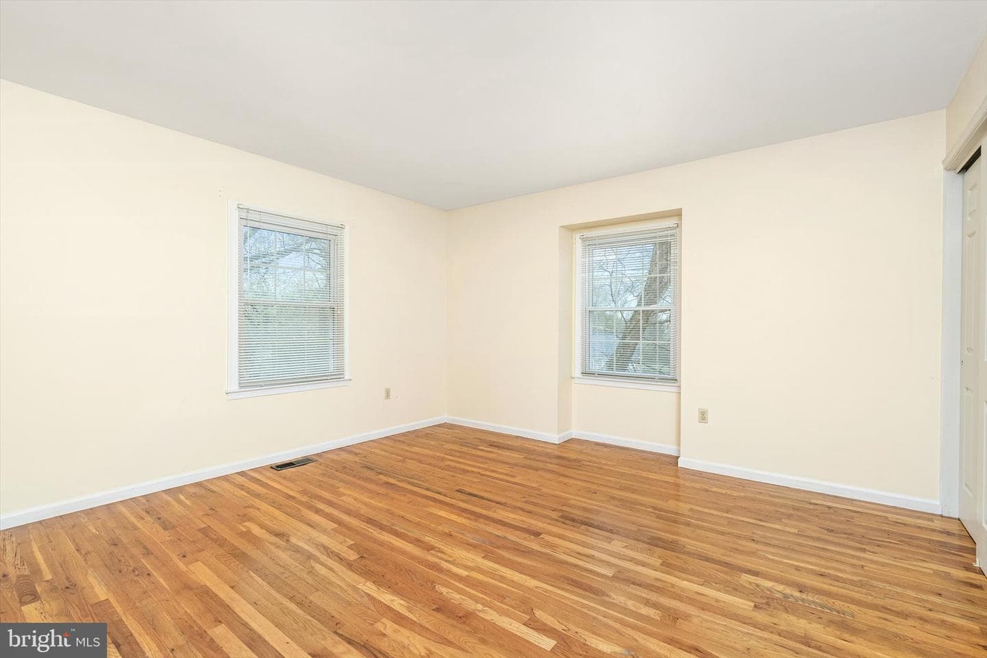 106 Crestwood Road photo 27