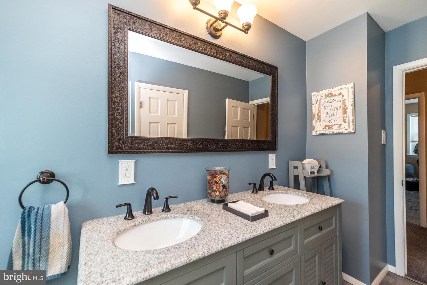 252 Chestnut Drive photo 36