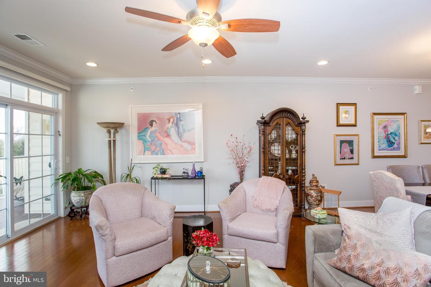 5330 Meridian Blvd photo 35