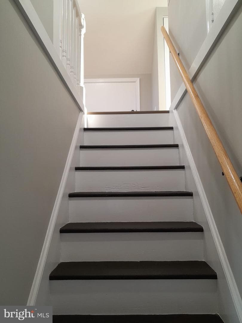 1656 Chestnut Ridge Road photo 21