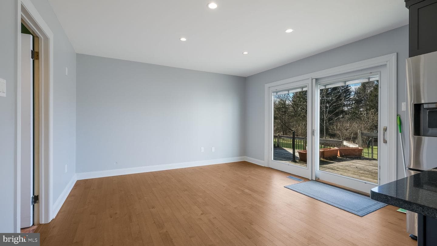 5979 Shetland Drive photo 10