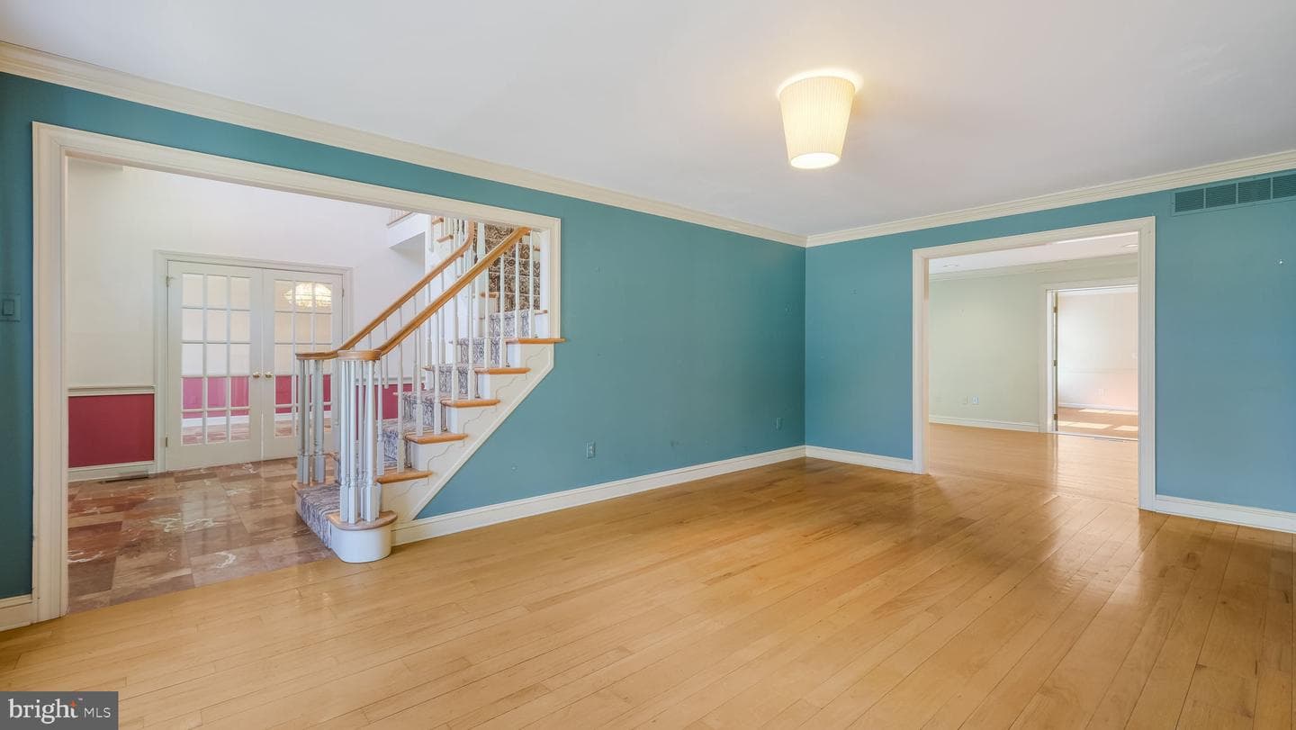 5979 Shetland Drive photo 15