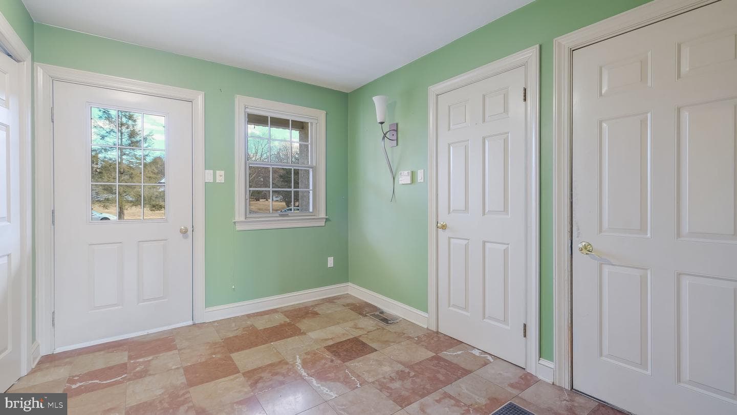 5979 Shetland Drive photo 24