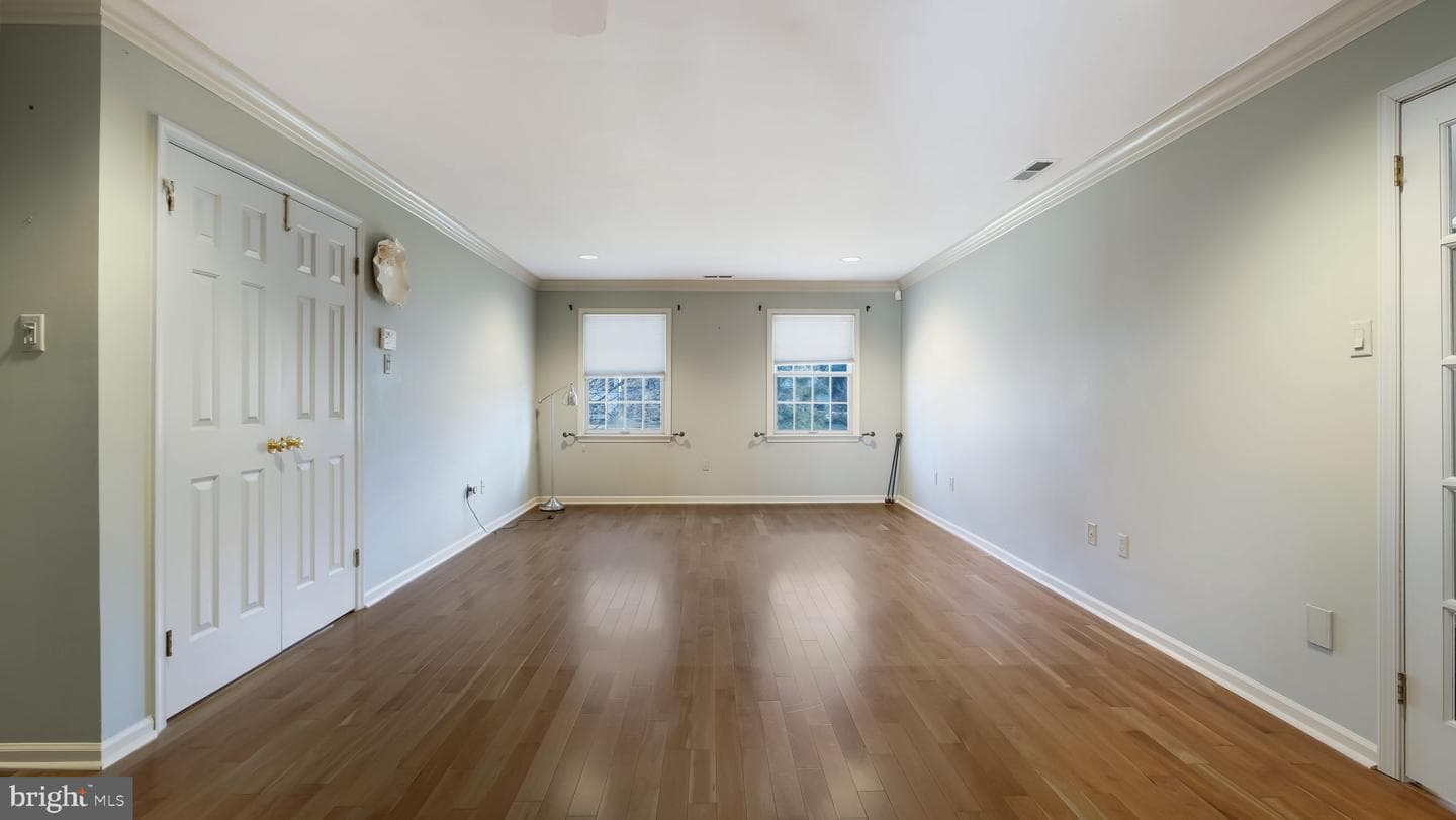 5979 Shetland Drive photo 25