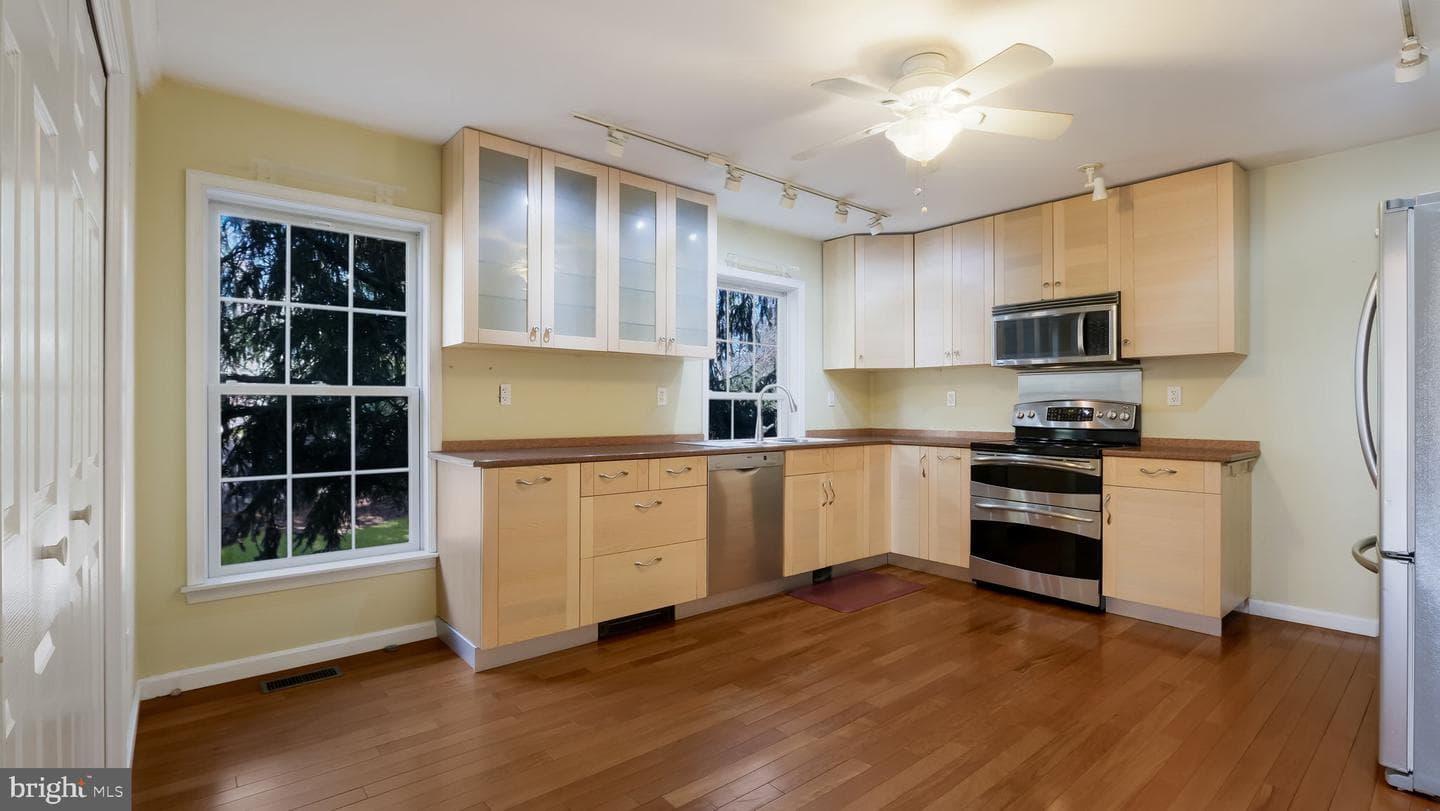 5979 Shetland Drive photo 40