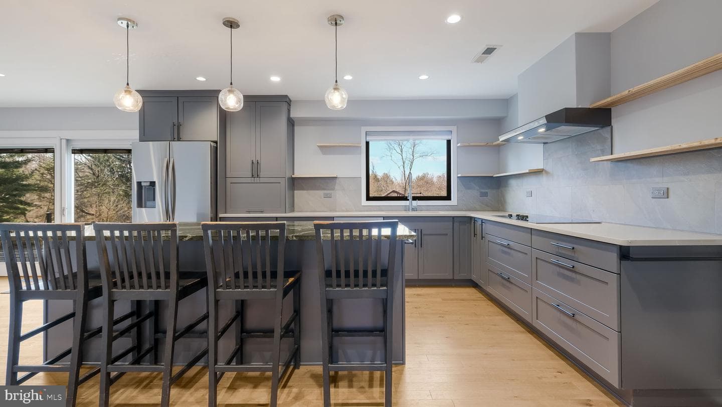5979 Shetland Drive photo 6