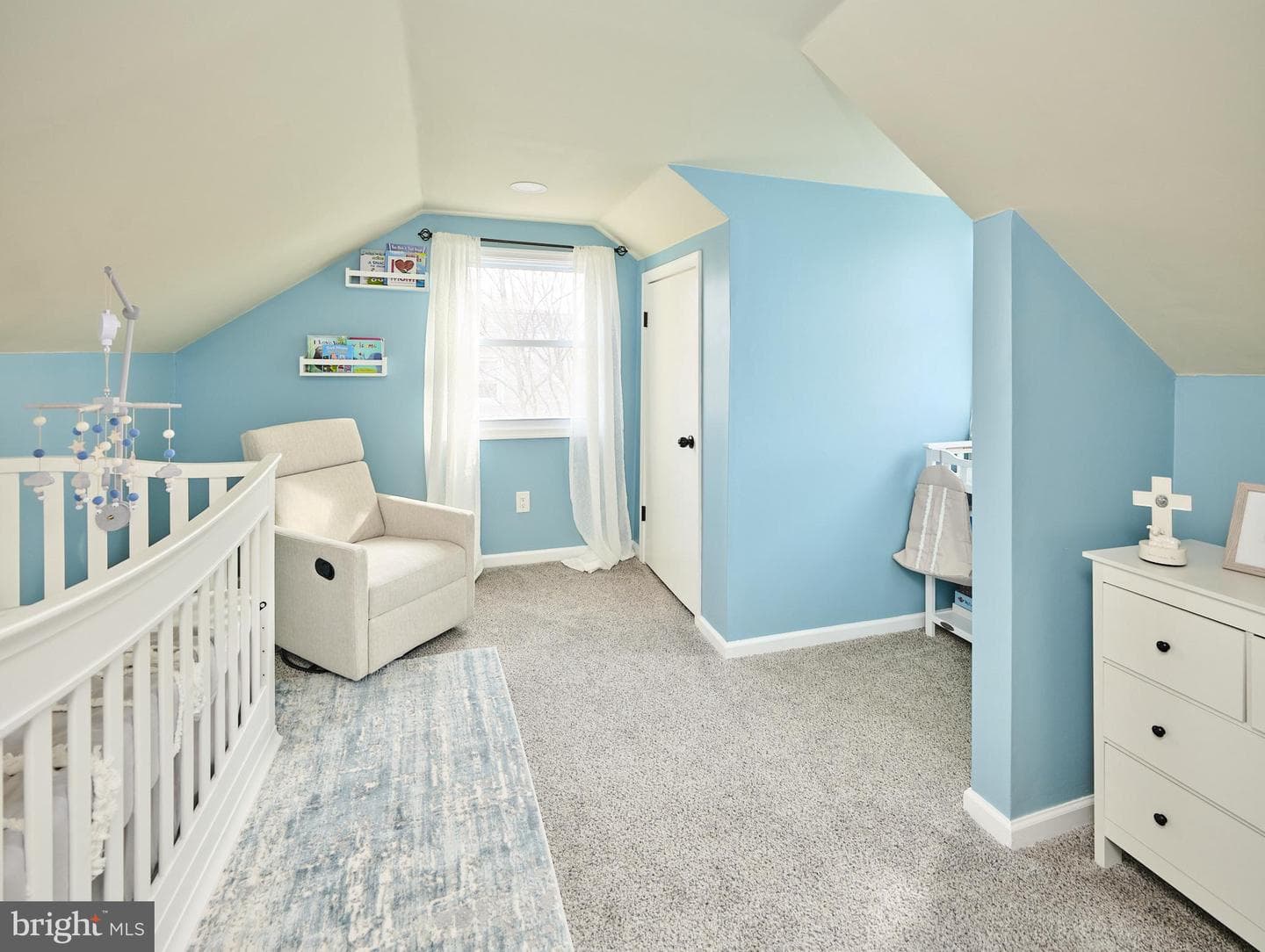 516 Avenue C photo 15
