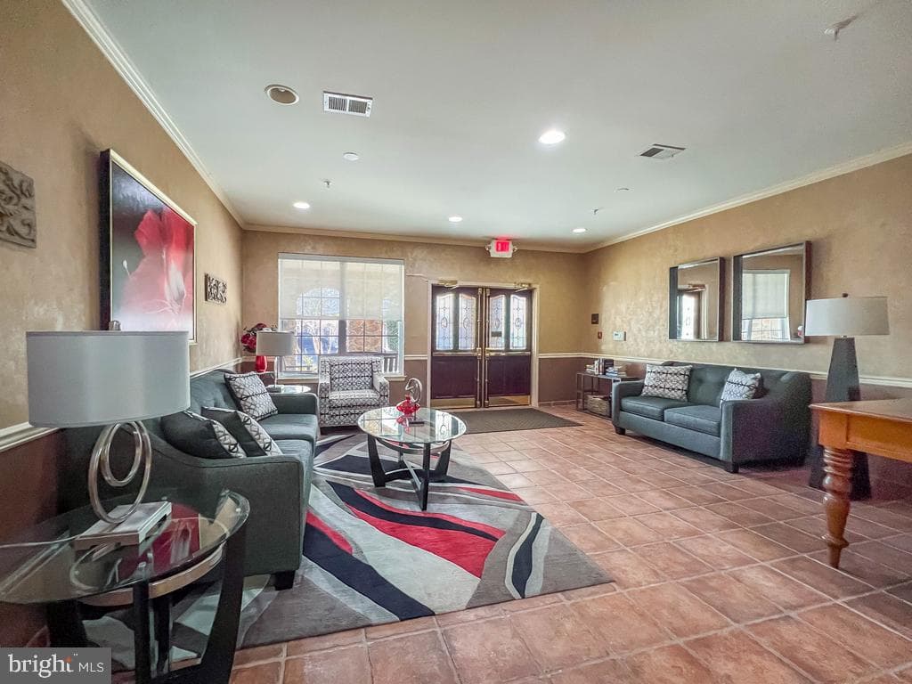 1301 Knox Court #1301 photo 4
