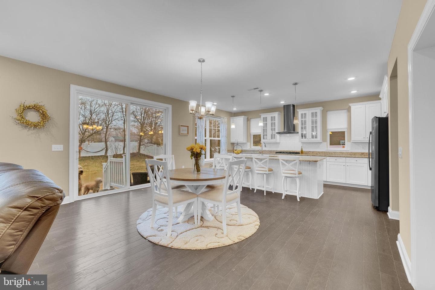 421 Juliana Way photo 9