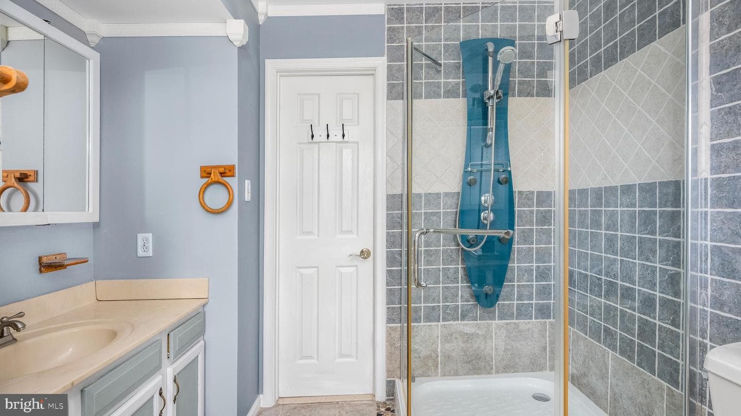 5861 Durham Road photo 26