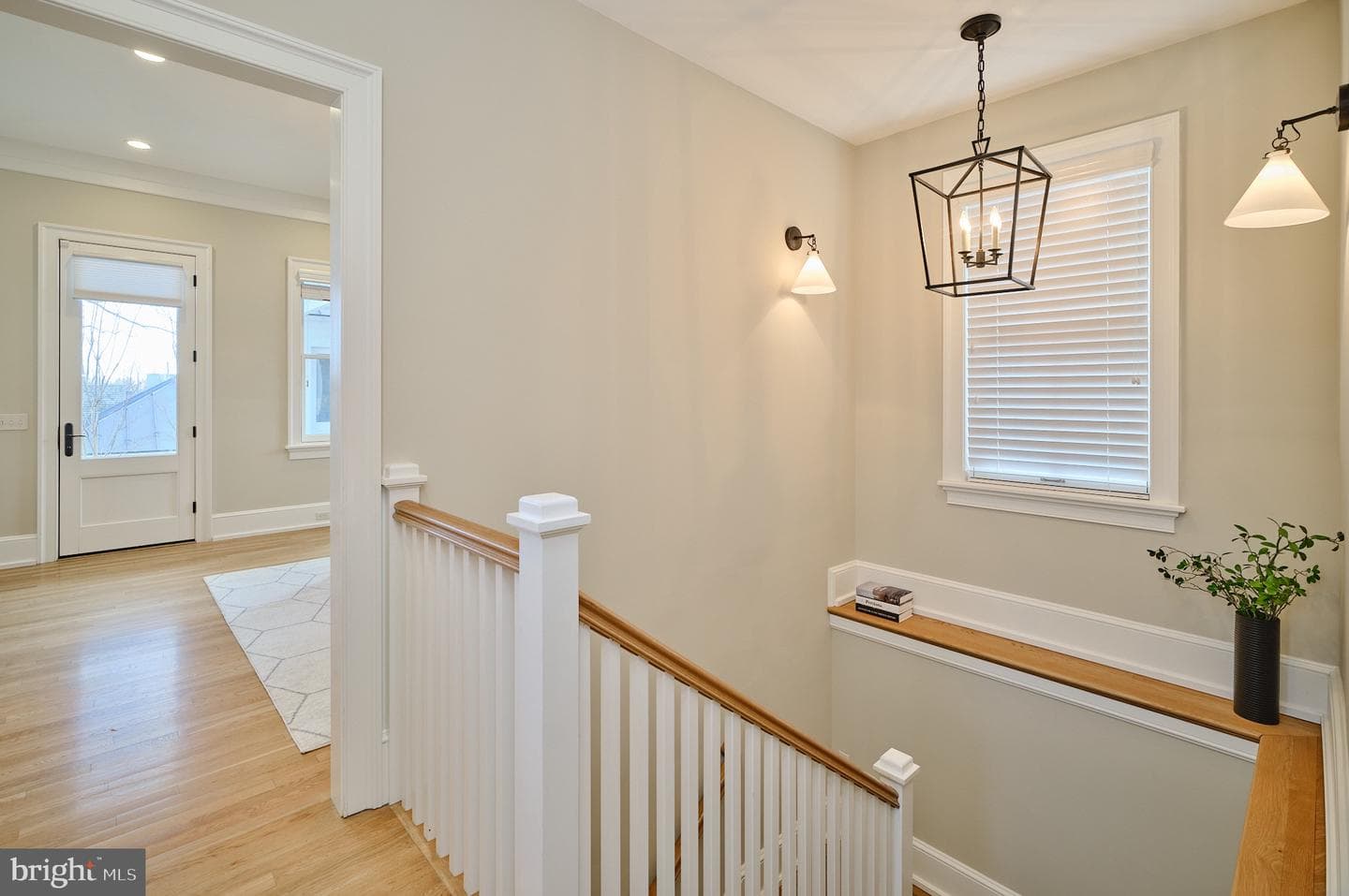 148 E State Street photo 18