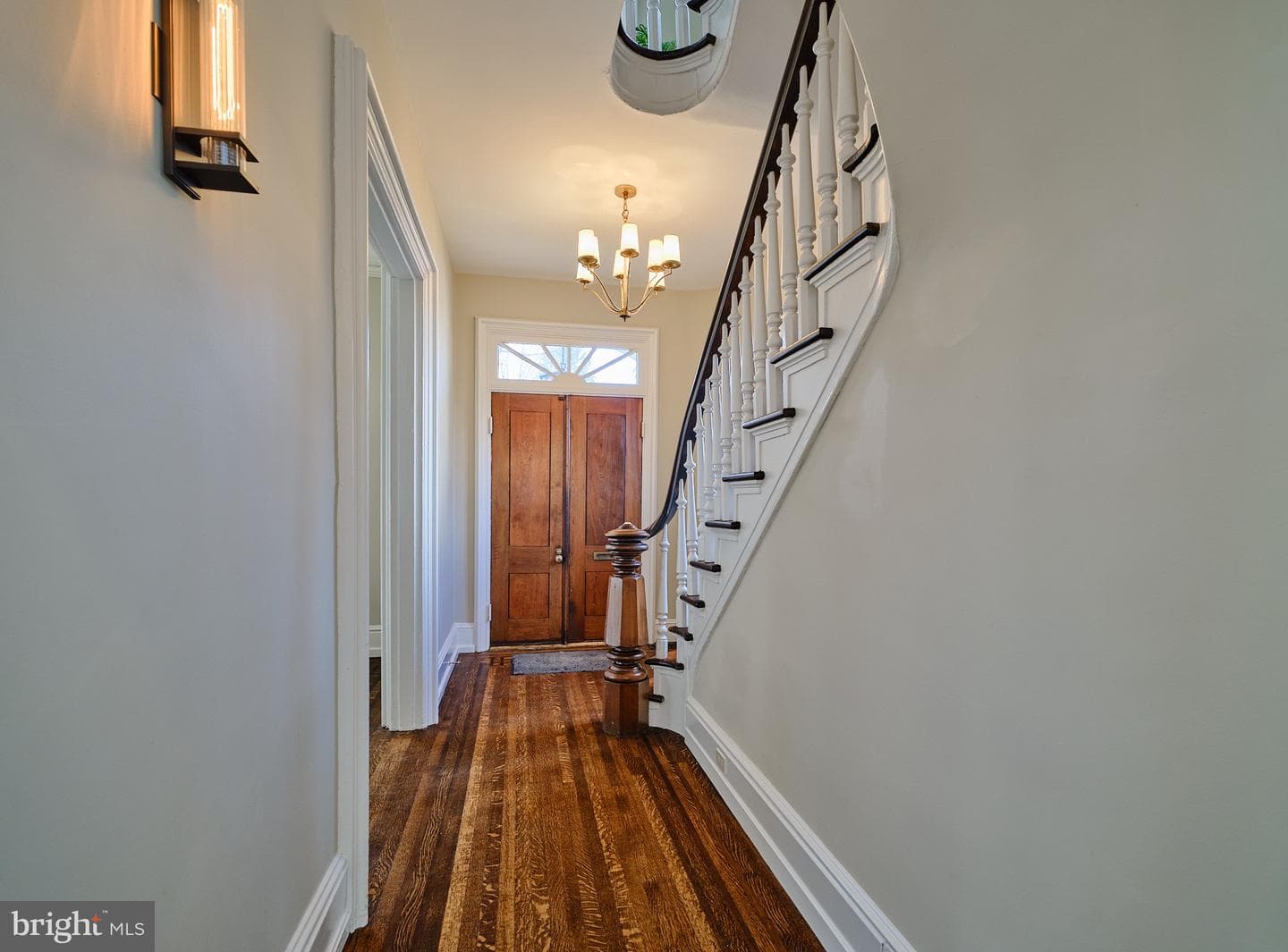 148 E State Street photo 4