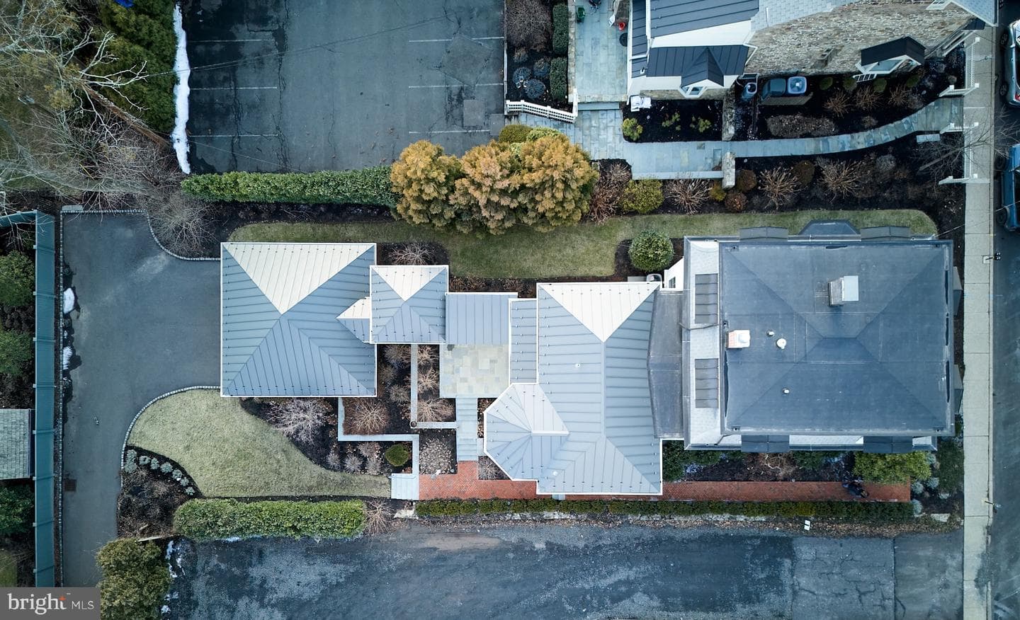 148 E State Street photo 55