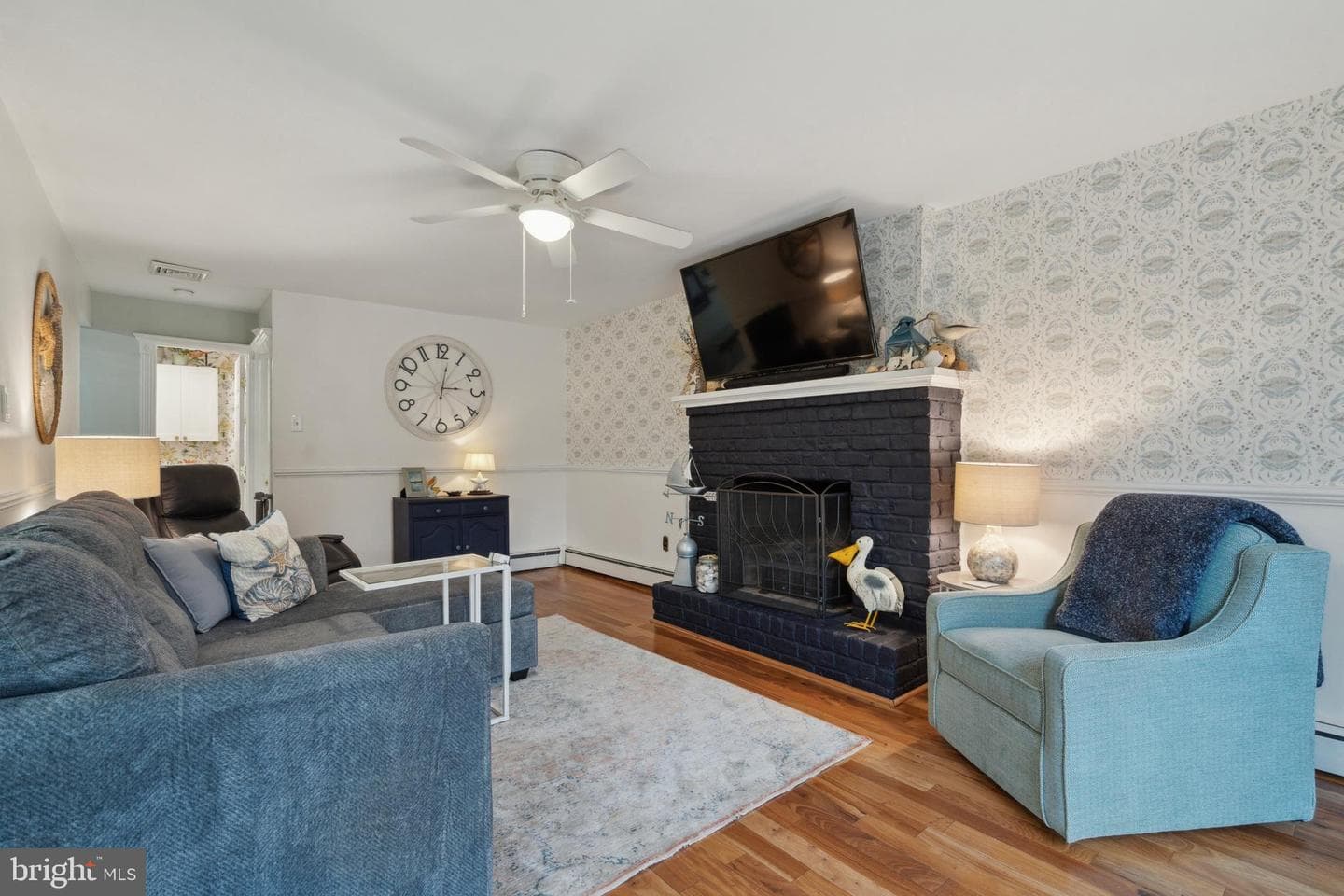 1075 Kemper Drive photo 4