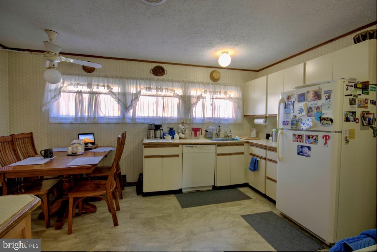 81 Fieldstone Road photo 4