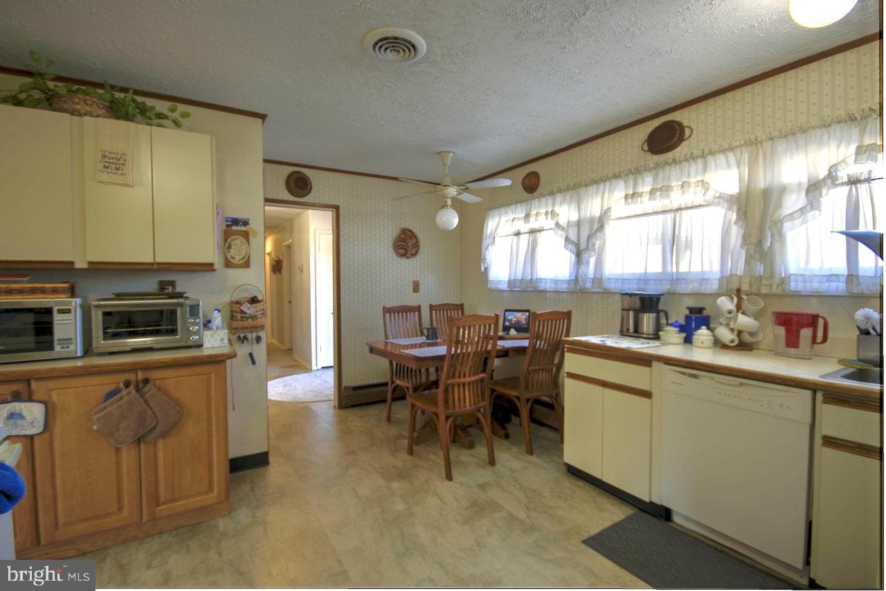 81 Fieldstone Road photo 5
