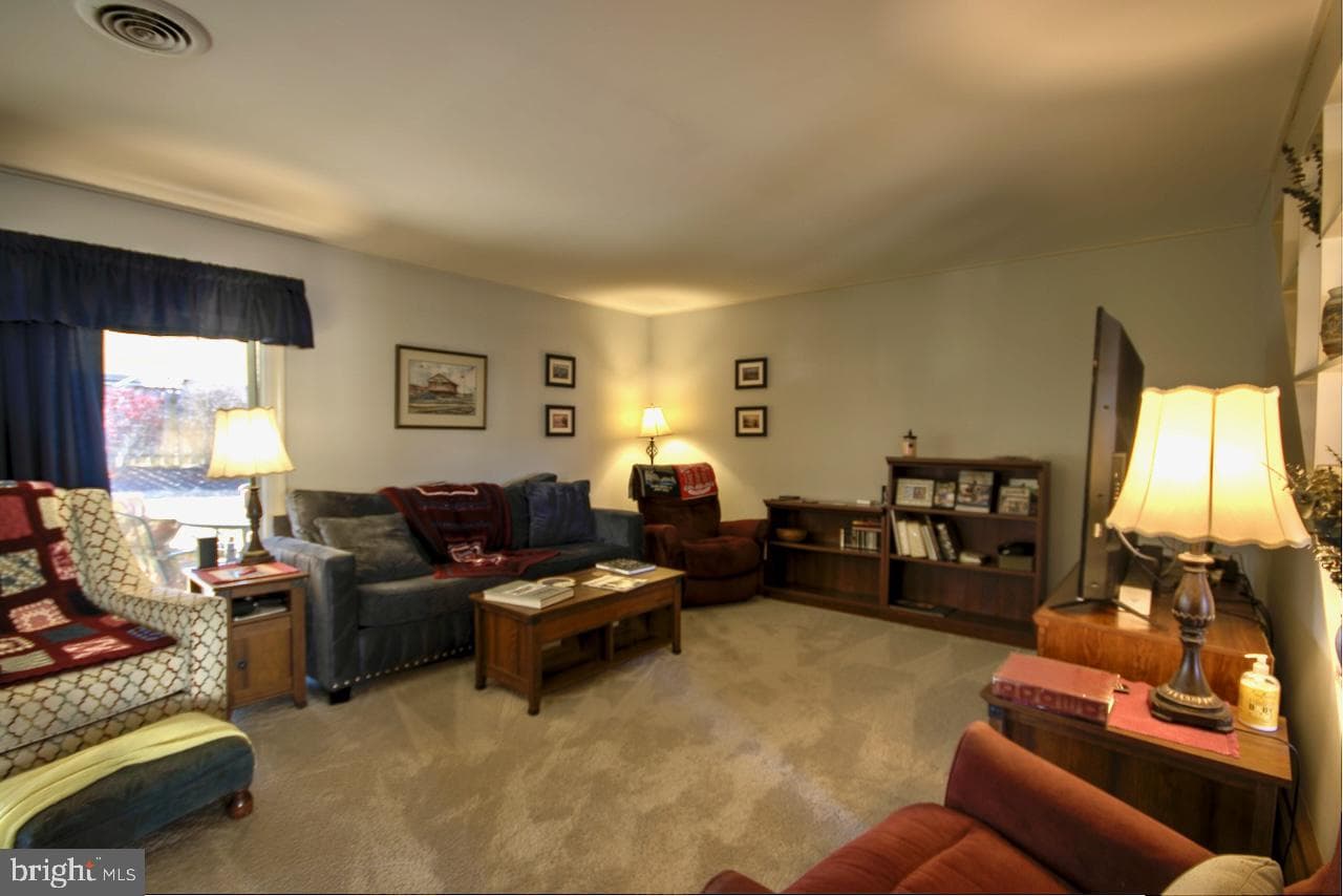 81 Fieldstone Road photo 6