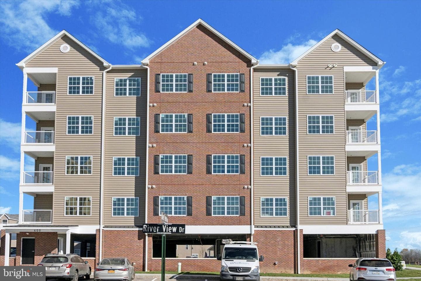 16344 River View Court photo 3