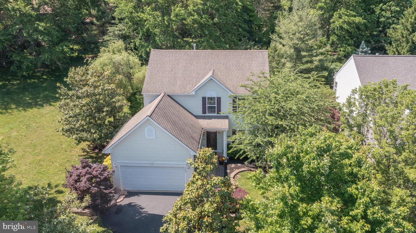 109 Lakeview Drive