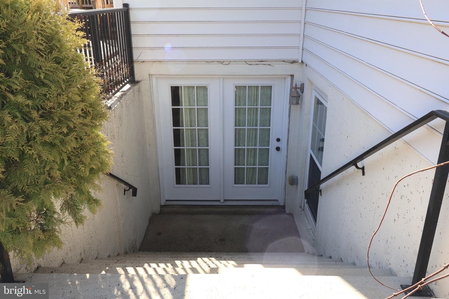 1801 Sycamore Drive photo 22