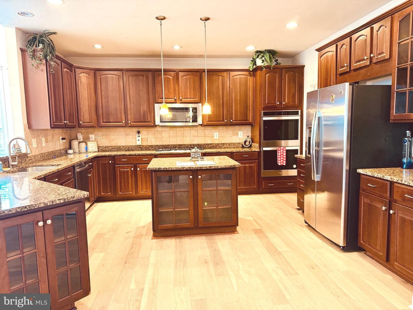 1801 Sycamore Drive photo 38