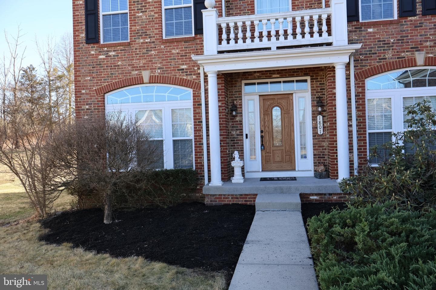 1801 Sycamore Drive photo 4
