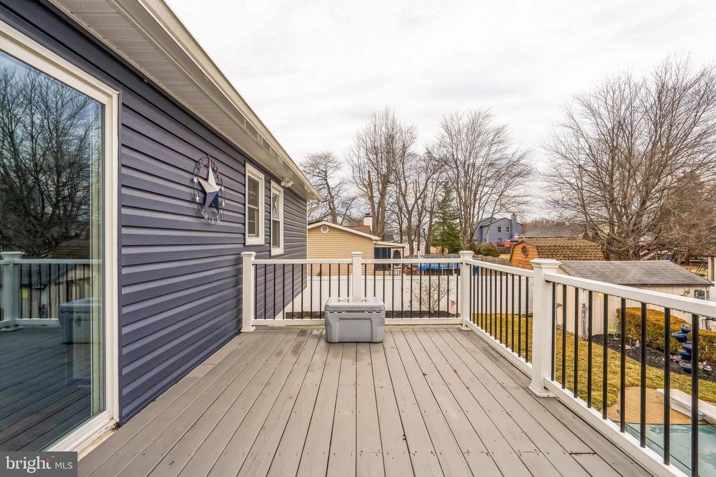 909 Jefferson Avenue photo 33