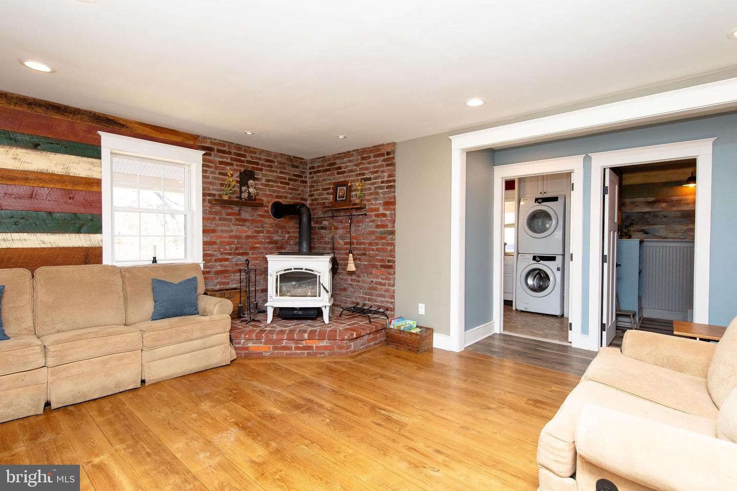 4790 Stump Road photo 9