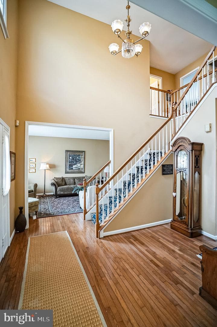5489 Grandview Lane photo 5
