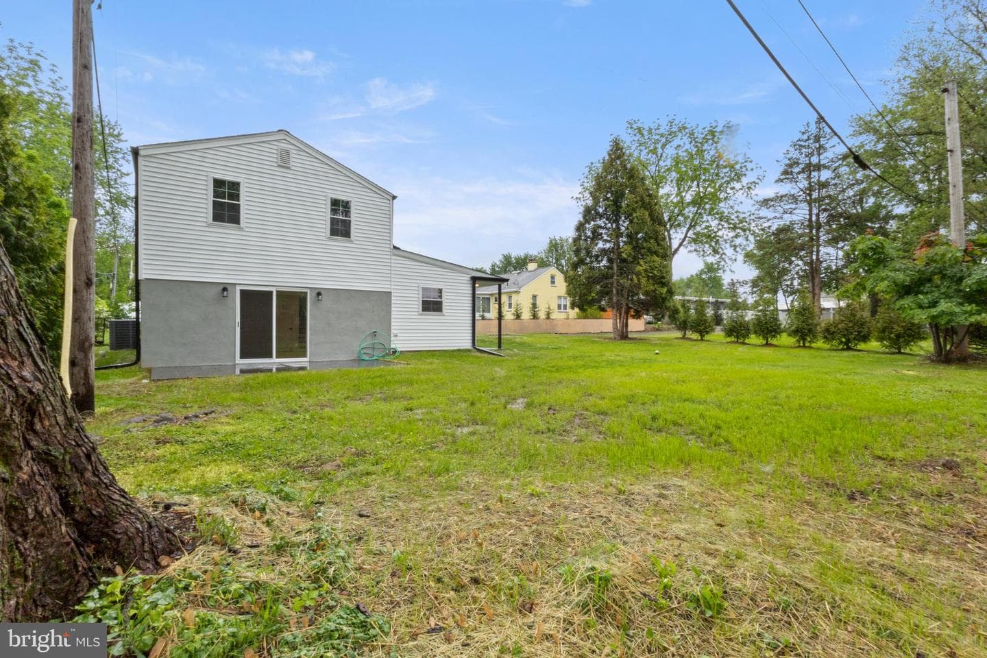 2112 Elm Avenue photo 36