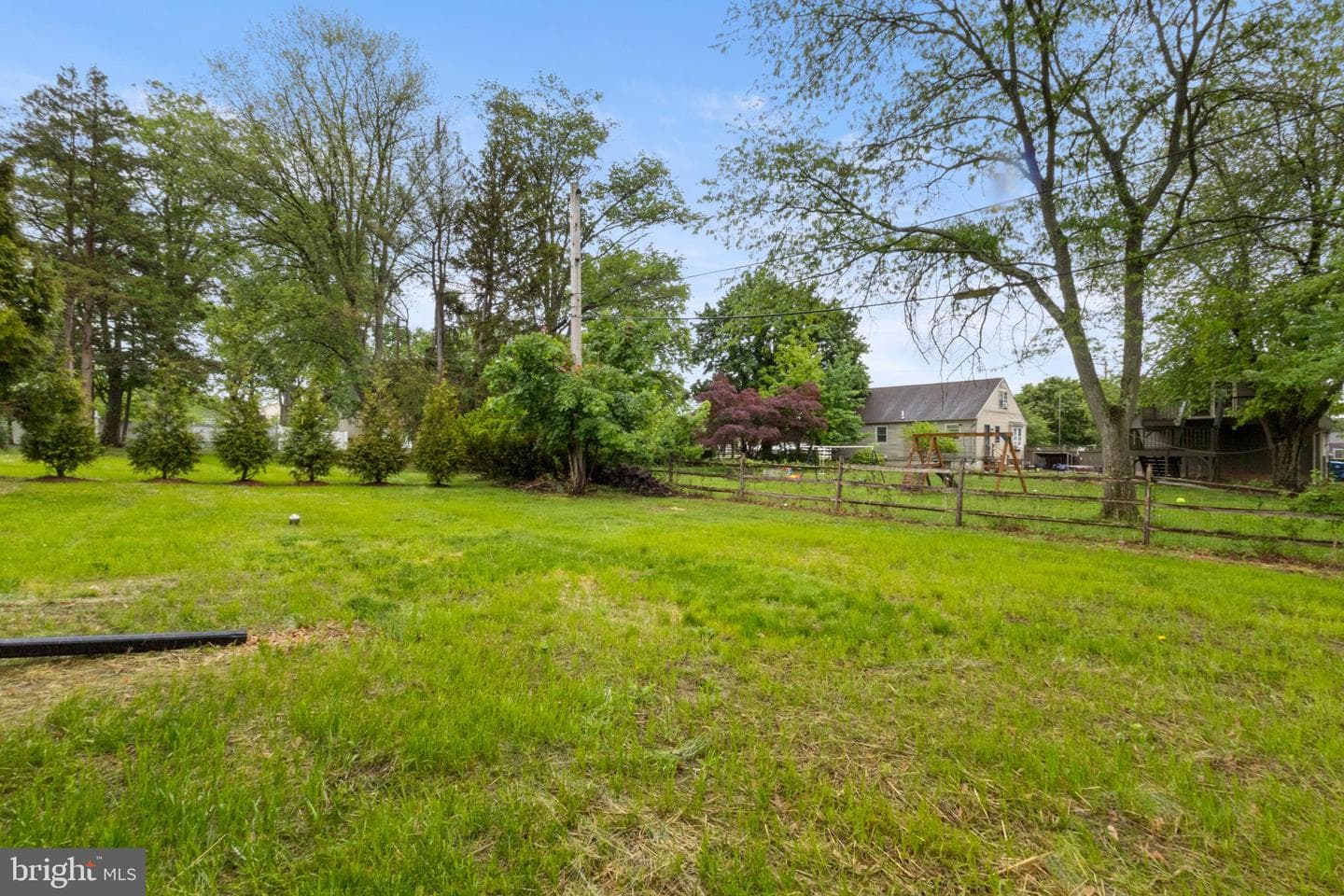 2112 Elm Avenue photo 38