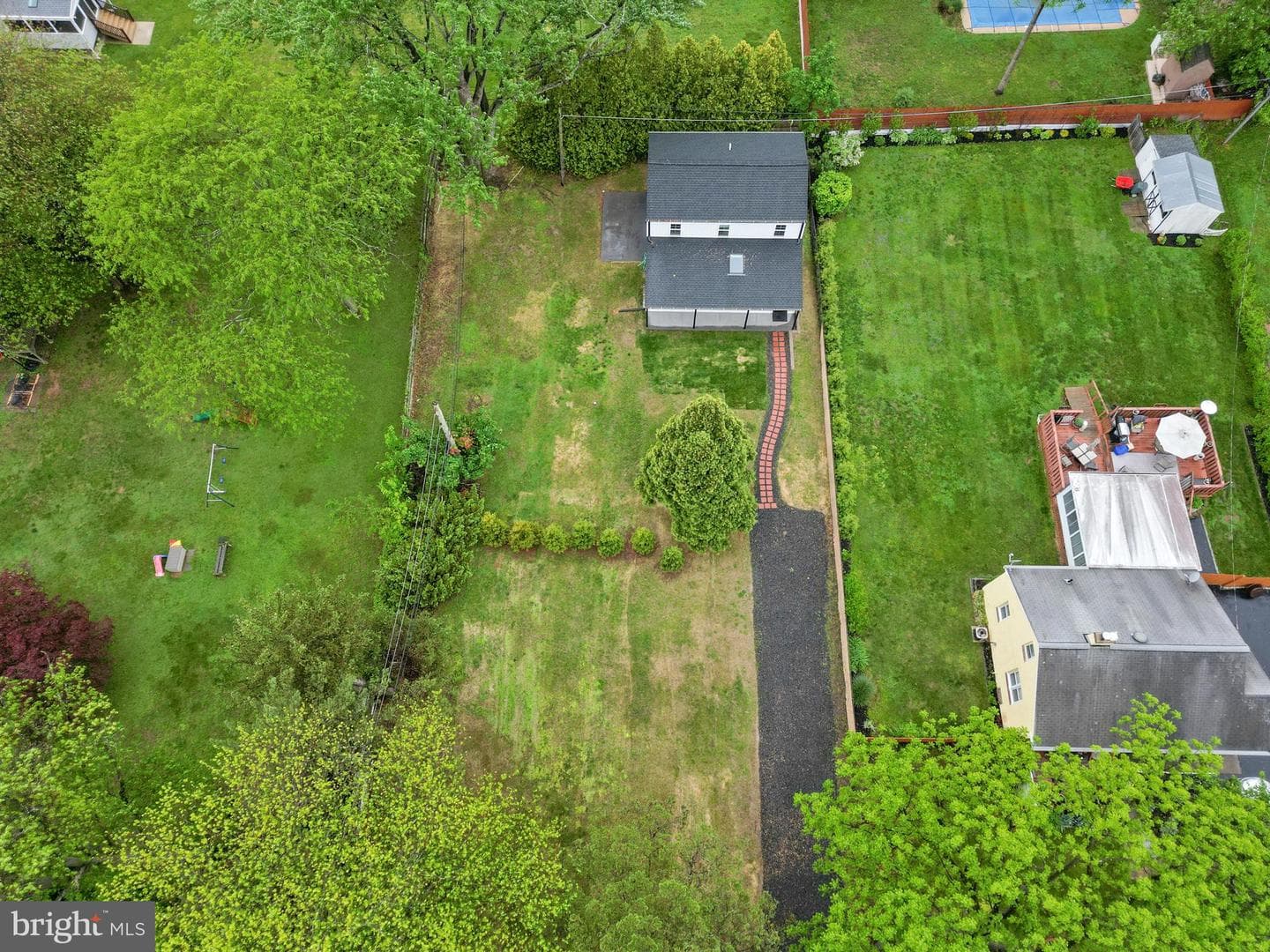 2112 Elm Avenue photo 41