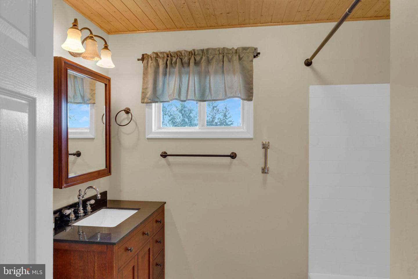 69 Upper Hilltop Road photo 25
