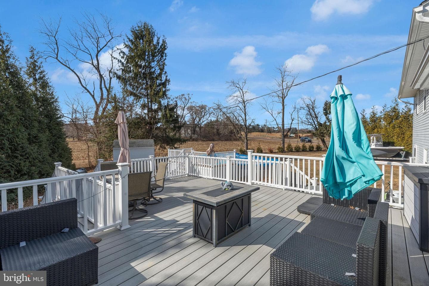 69 Upper Hilltop Road photo 32