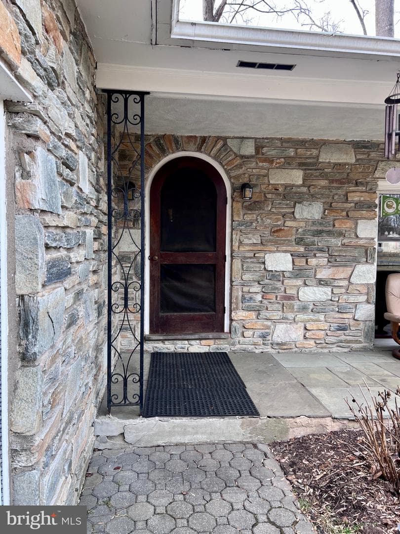 60 Winding Lane photo 5