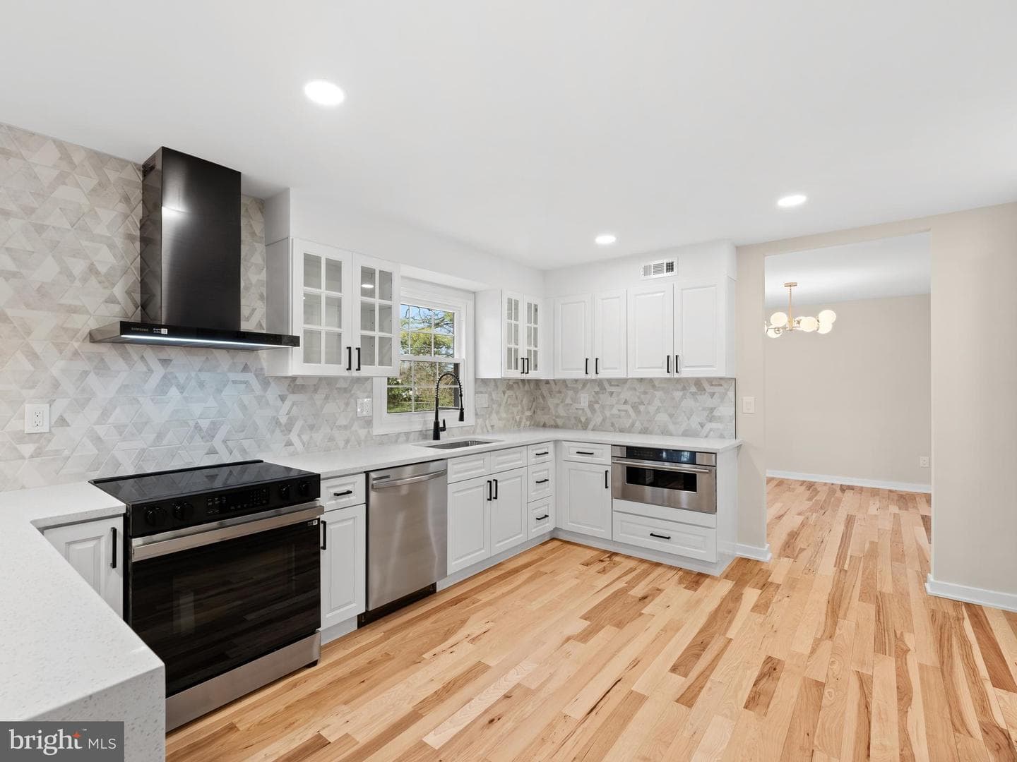 972 Roeloffs Road photo 19